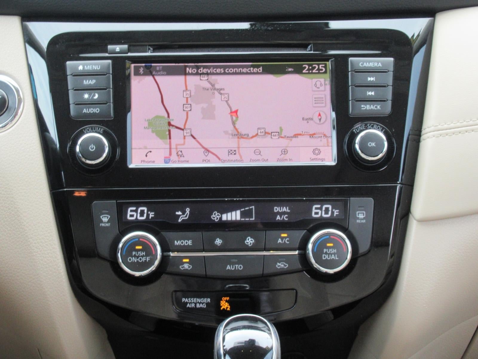 Used 2018 Nissan Rogue SL w/ Premium Package FWD image 15