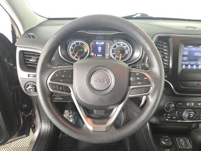 Used 2019 Jeep Cherokee Latitude w/ Popular Appearance Group AWD/4WD image 19