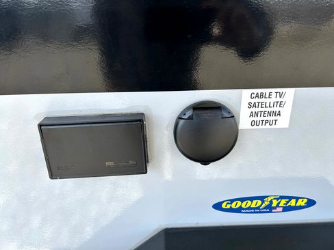 Used 2022 Ford F150 image 18