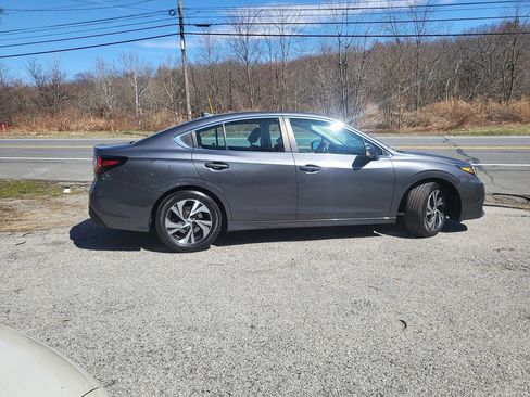 Used 2021 Subaru Legacy Premium image 6