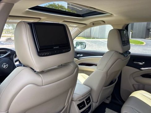 Used 2017 Acura MDX FWD w/ Technology Package image 9