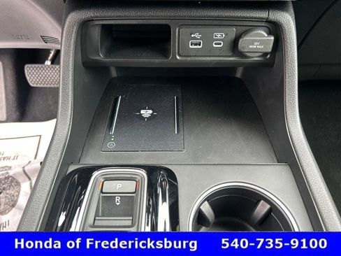 Certified 2025 Honda Pilot Touring image 20