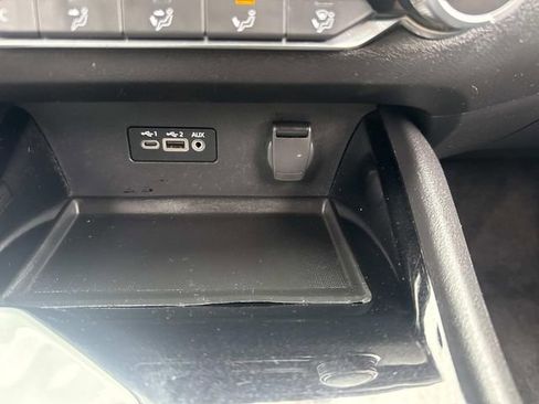 Used 2024 Nissan Altima 2.5 SV image 27