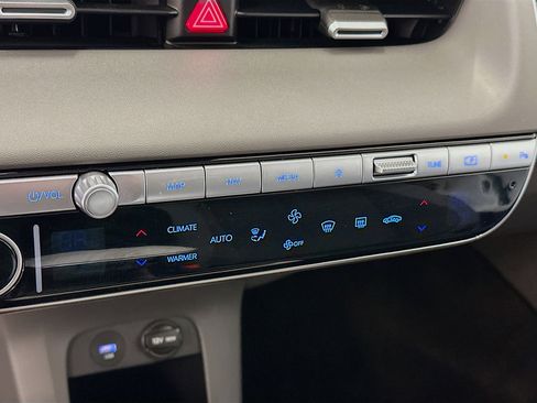 Used 2023 Hyundai Ioniq 5 SE image 24