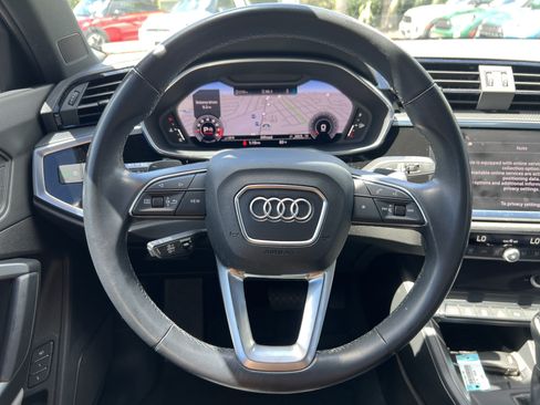 Used 2022 Audi Q3 2.0T Premium Plus w/ Premium Plus Package AWD/4WD image 18