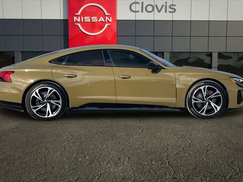 Used 2023 Audi e-tron GT Premium Plus w/ Performance Package image 9