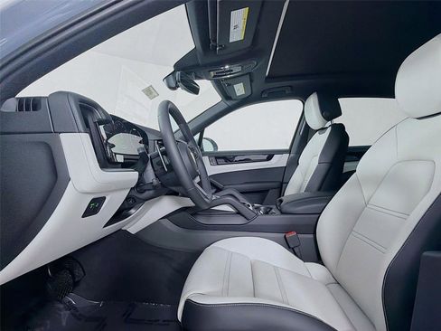 New 2026 Porsche Cayenne E-Hybrid image 5