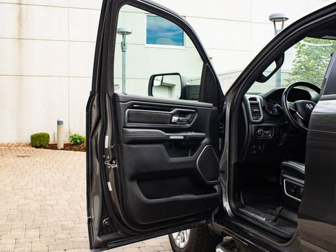 Used 2021 RAM 1500 Laramie w/ Sport Appearance Package AWD/4WD image 26