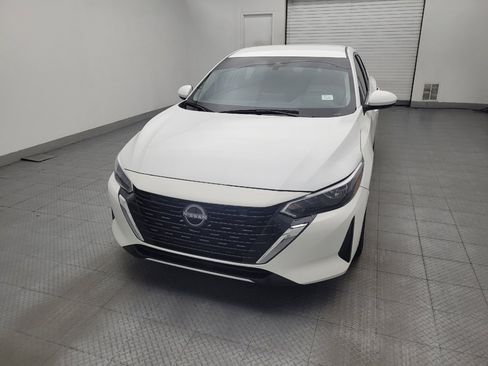 Used 2025 Nissan Sentra SV FWD image 15