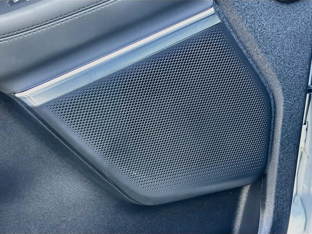 Used 2026 Ford Expedition Active RWD image 19