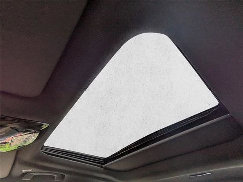 Used 2026 BMW i5 eDrive40 image 15