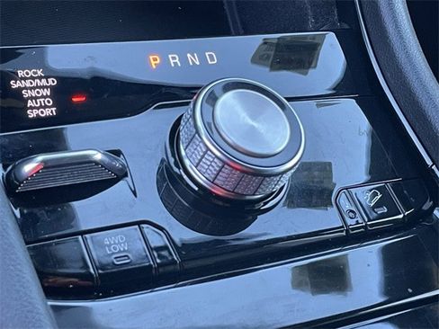 Used 2021 Jeep Grand Cherokee L Overland w/ Luxury Tech Group IV image 22