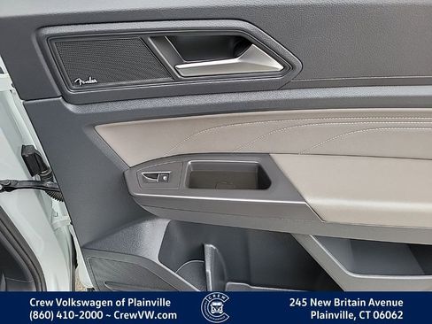 Used 2022 Volkswagen Atlas SEL Premium image 48