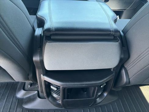 Used 2021 RAM 1500 Big Horn AWD/4WD image 13