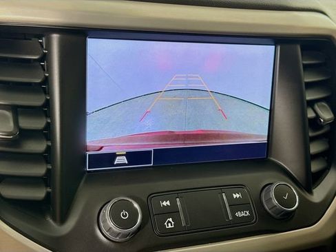 Used 2023 GMC Acadia Denali FWD image 14