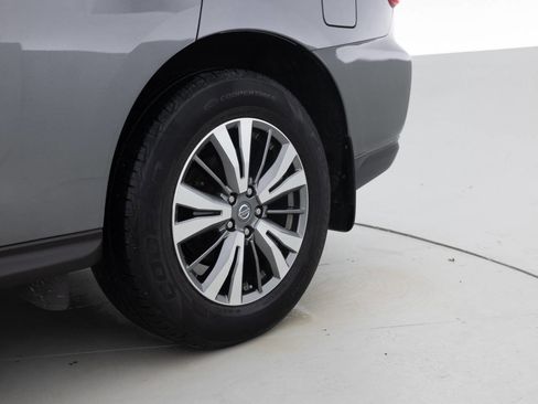Used 2018 Nissan Pathfinder S AWD/4WD image 20