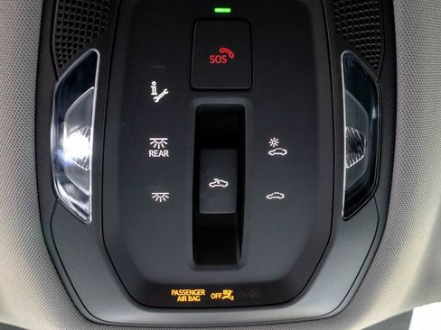 Used 2025 Audi Q5 Premium w/ Convenience Package image 29