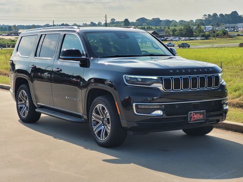 New 2025 Jeep Wagoneer 4WD w/ Convenience Group I image 1
