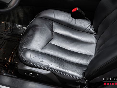 Used 2004 Cadillac XLR image 18