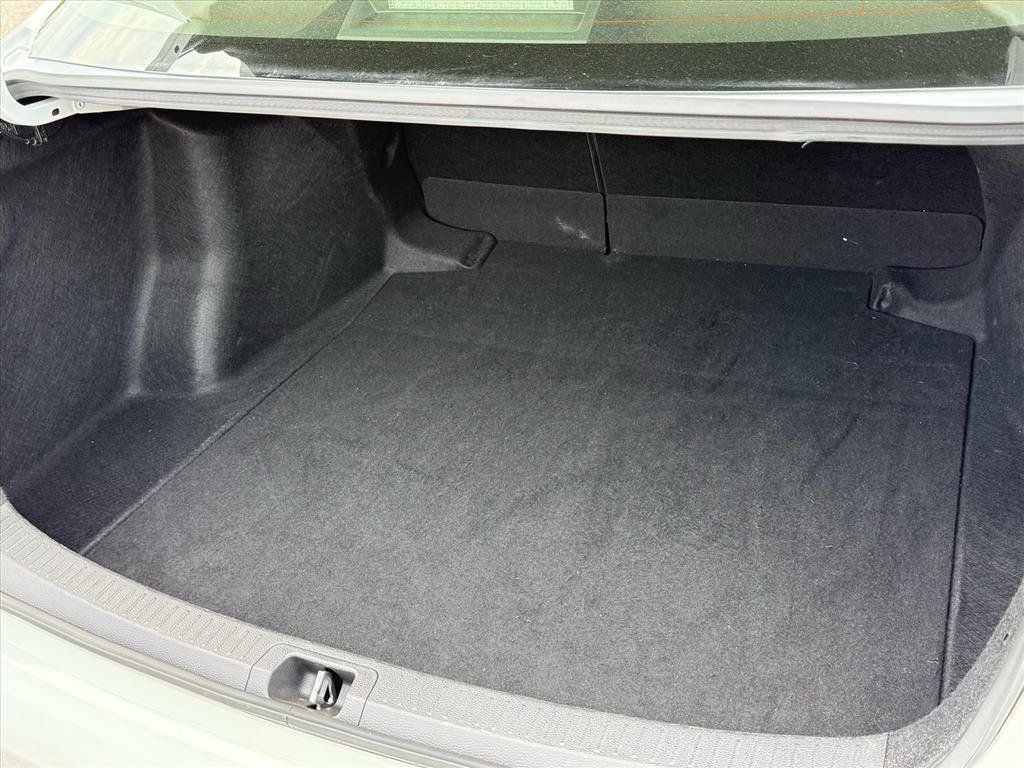 Certified 2025 Toyota Corolla LE FWD image 27