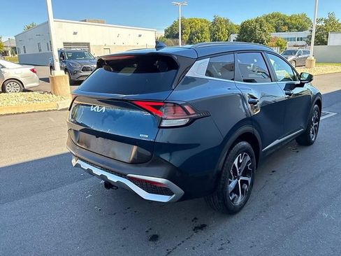 Used 2024 Kia Sportage EX AWD/4WD image 12