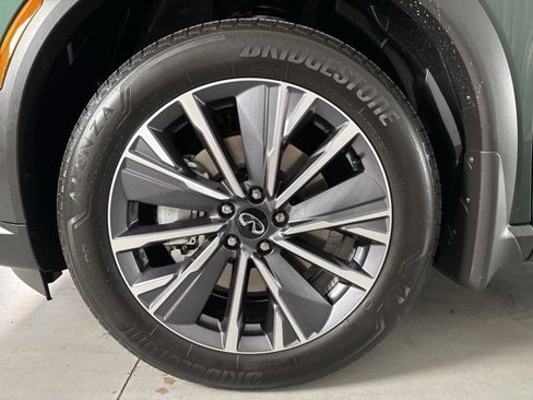 Certified 2026 INFINITI QX60 Luxe image 7