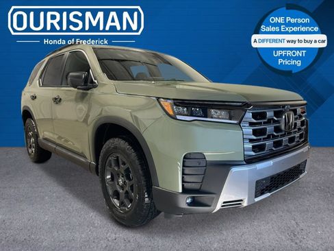 New 2026 Honda Pilot TrailSport image 1