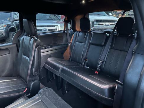 Used 2016 Dodge Grand Caravan R/T FWD image 12