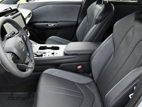 New 2026 Lexus RZ 450e AWD image 8