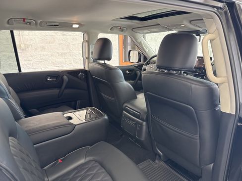 Used 2024 Nissan Armada Platinum w/ Captain's Chairs Package image 51