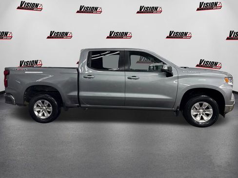Used 2025 Chevrolet Silverado 1500 LT image 4