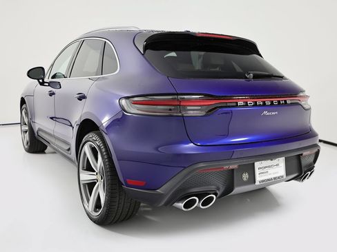 Certified 2026 Porsche Macan AWD/4WD image 3