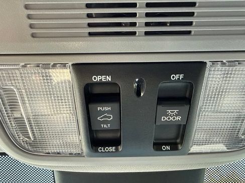 Used 2022 Honda Odyssey EX-L image 31