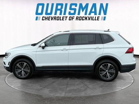 Used 2018 Volkswagen Tiguan SEL AWD/4WD image 3