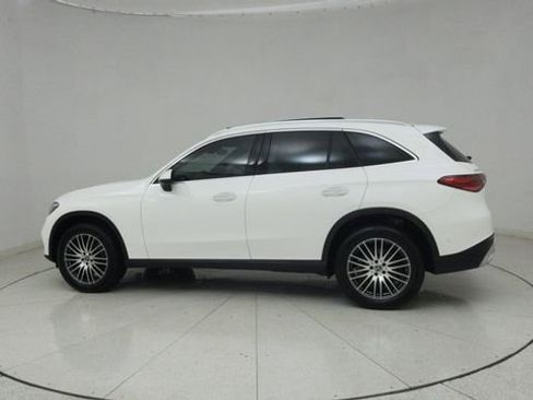 Used 2024 Mercedes-Benz GLC 300 4MATIC image 63