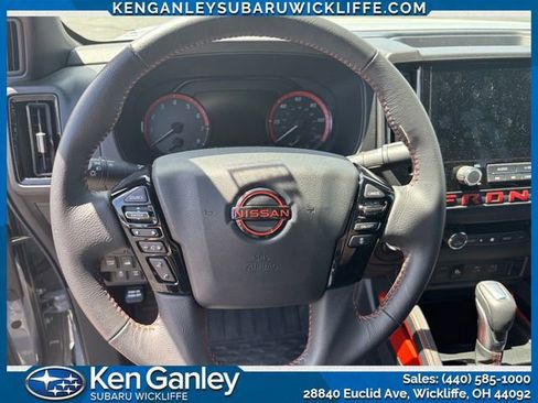 Used 2025 Nissan Frontier PRO-4X AWD/4WD image 13
