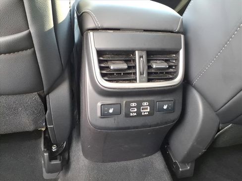 Used 2023 Subaru Outback Limited XT image 11