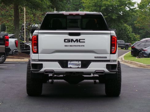 Used 2024 GMC Sierra 1500 Elevation w/ Elevation Premium Package AWD/4WD image 27