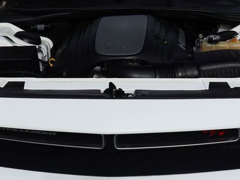 Used 2018 Dodge Challenger R/T image 55