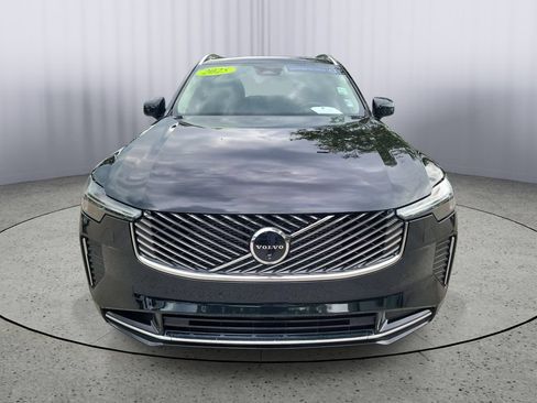 Used 2025 Volvo XC90 T8 Ultra w/ Protection Package Premier AWD/4WD image 6