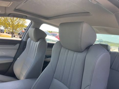 Used 2019 Honda Accord EX-L image 14