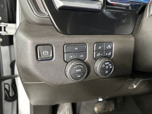 Used 2025 Chevrolet Silverado 2500 LT w/ Z71 Chrome Sport Edition image 24