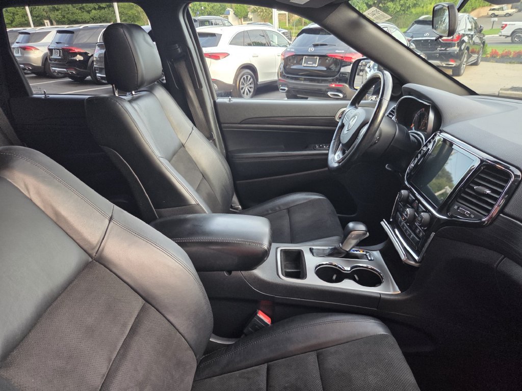 Used 2021 Jeep Grand Cherokee Laredo X AWD/4WD image 31