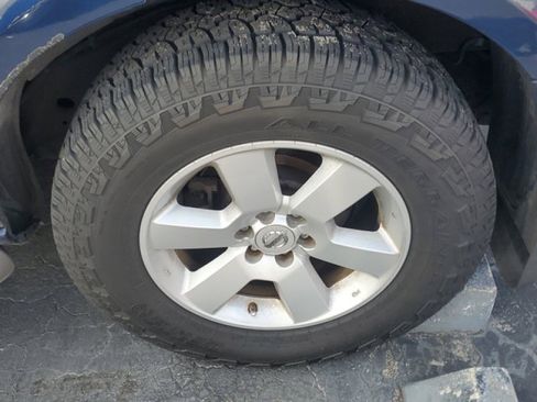 Used 2008 Nissan Pathfinder SE w/ Premium Pkg image 4