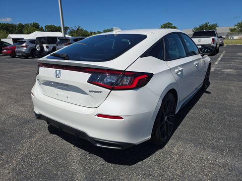 Used 2025 Honda Civic Sport image 4