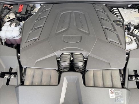 New 2026 Porsche Cayenne Turbo AWD/4WD image 27