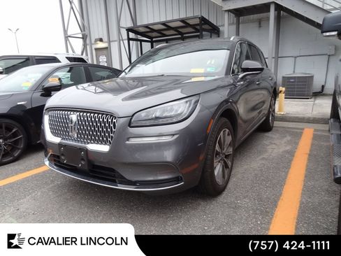 Used 2022 Lincoln Corsair Reserve w/ Equipment Group 201A AWD/4WD image 3