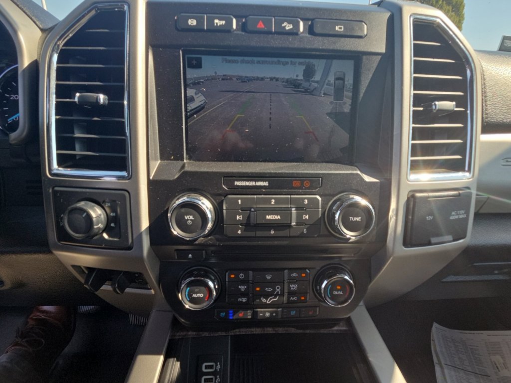 Used 2018 Ford F250 Lariat w/ Lariat Value Package AWD/4WD image 15