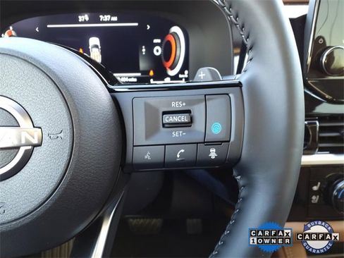 Certified 2024 Nissan Pathfinder Platinum w/ Black Appearance Package image 19