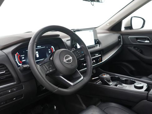 Used 2022 Nissan Rogue Platinum w/ Head-Up Display Package image 20